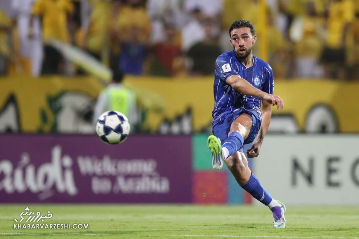 زوم الوصل روی دو ستاره استقلال زوم الوصل روی دو ستاره استقلال