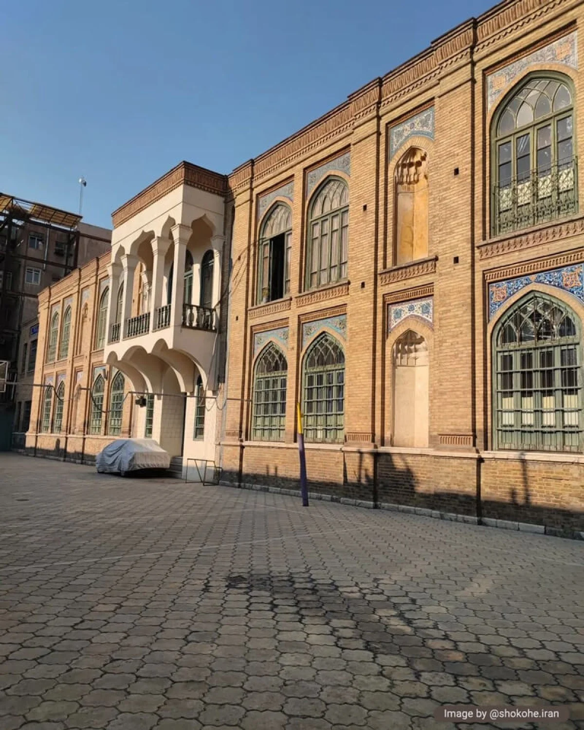 2025-11-26_18-12-14_771248-meylesokhan-ir معماری-دبیرستان-فیروز-بهرام