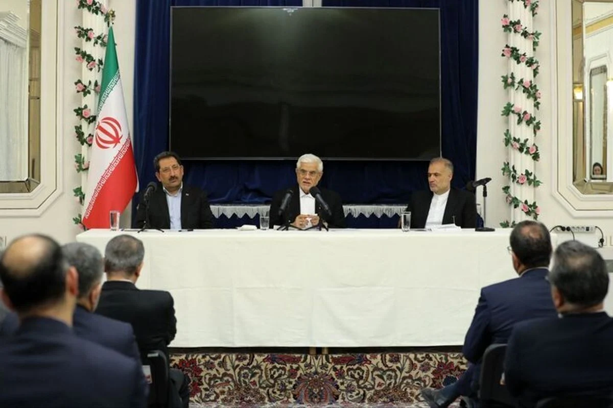 دولت سهمیه بنزین را به کالابرگ تبدیل کرد! دولت سهمیه بنزین را به کالابرگ تبدیل کرد!