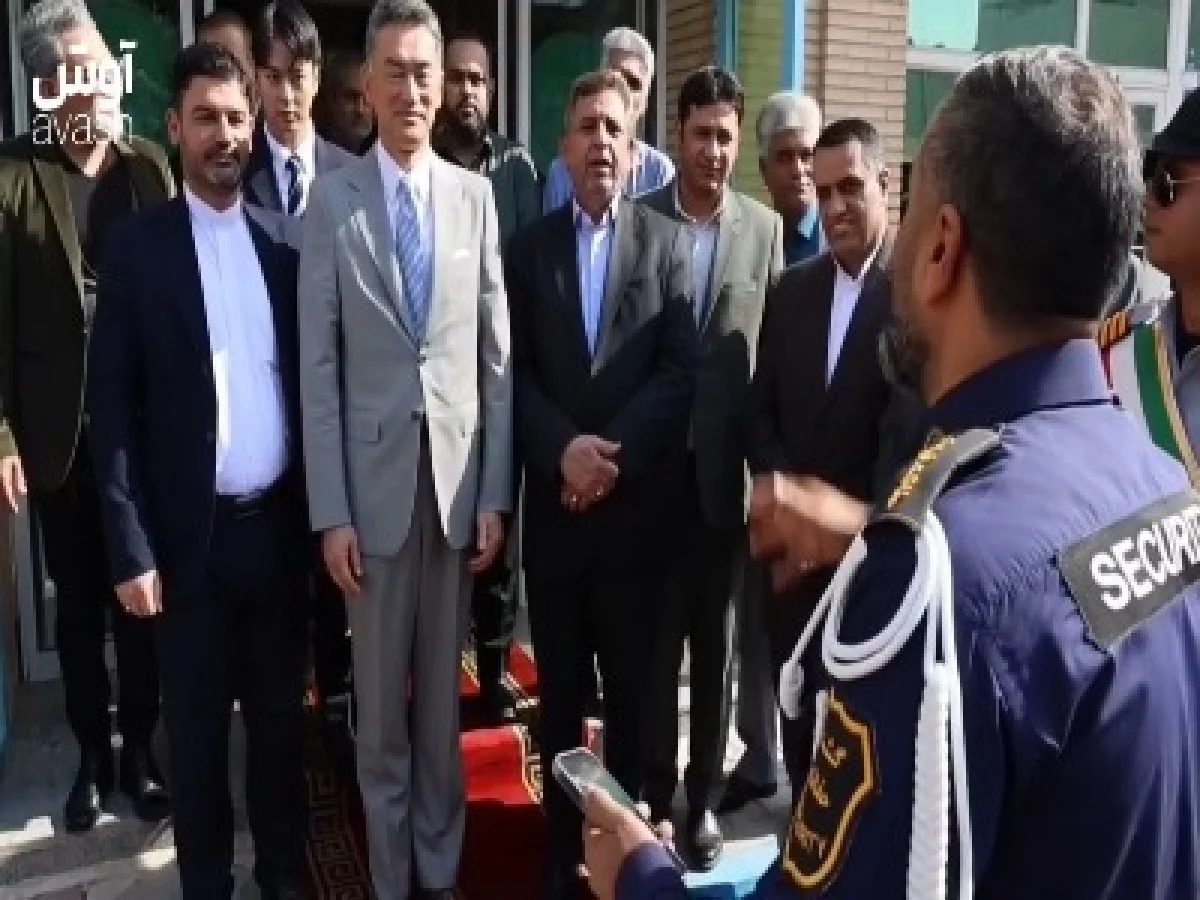 فیلم / استقبال عجیب از سفیر ژاپن در آبادان