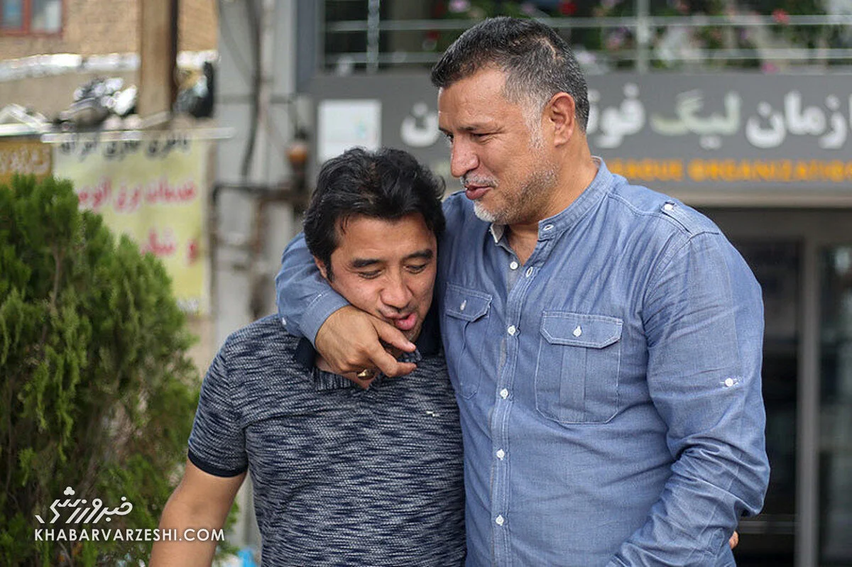 تونل زمان| درگیری علی دایی و خداداد عزیزی سر میز شام/ شب قبل از بازی در اردوی تیم ملی چه گذشت؟ علی دایی و خداداد عزیزی