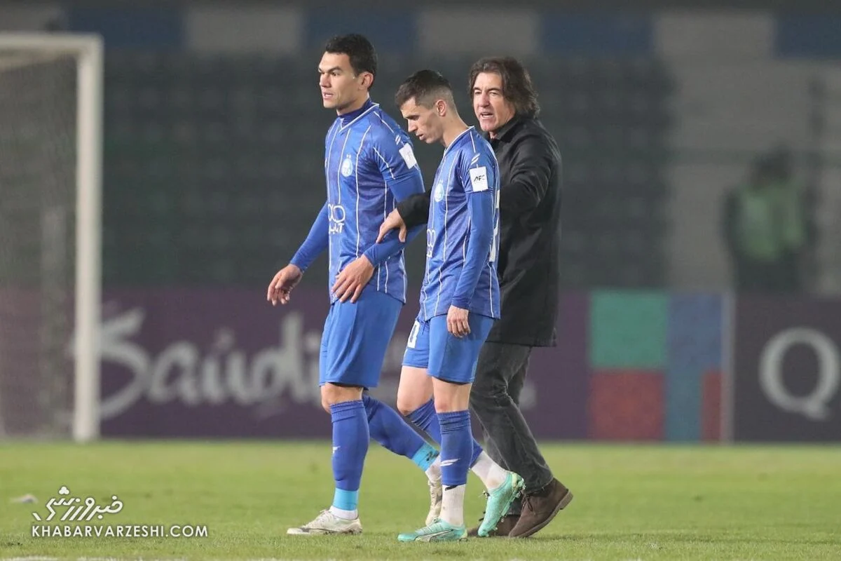 خلبانی که فقط تیک آف را بلد بود؛ ساپینتو کتاب استقلال را تا آخر نخوانده! خلبانی که فقط تیک آف را بلد بود؛ ساپینتو کتاب استقلال را تا آخر نخوانده!