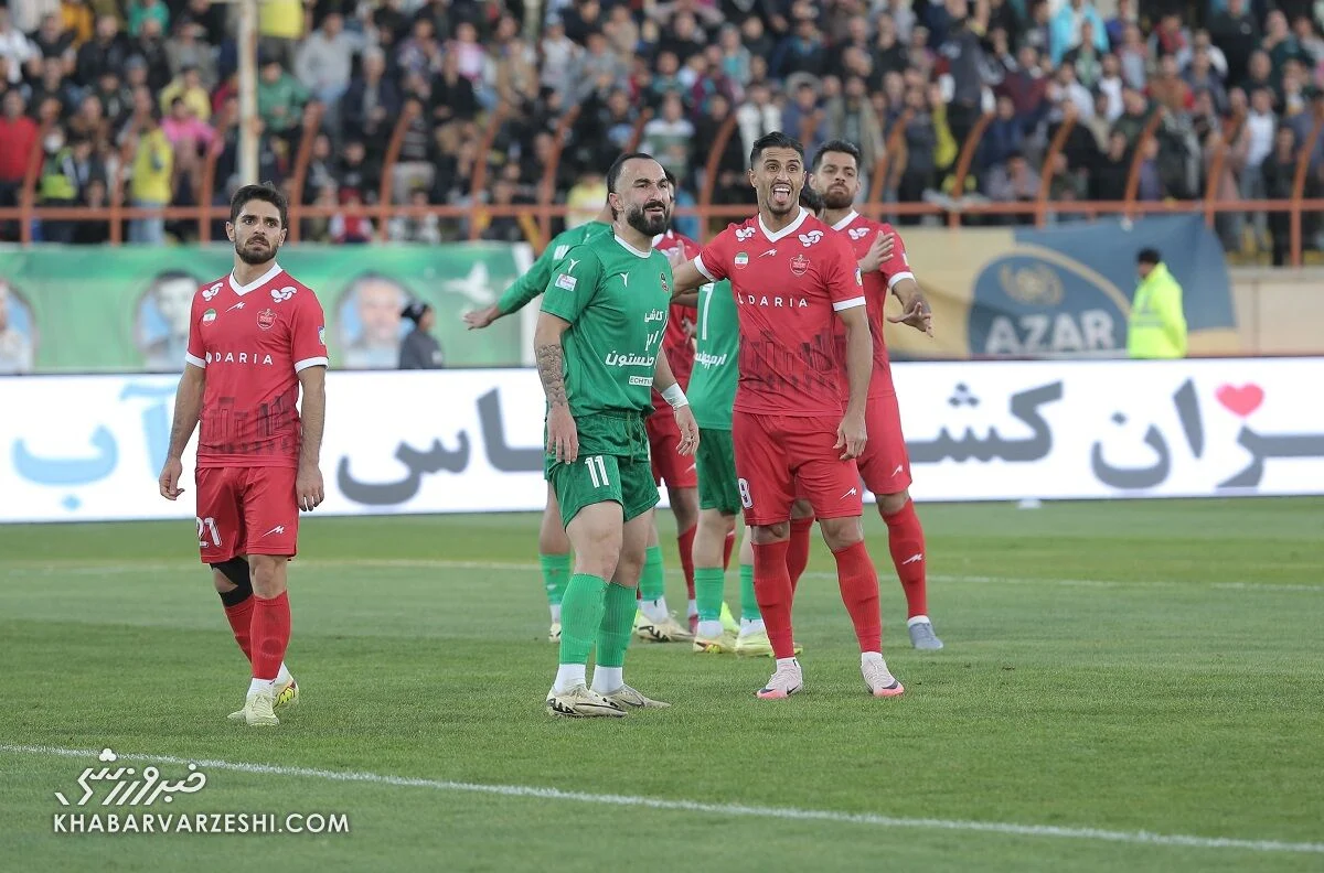 کارشناس داوری صحنههای مشکوک پرسپولیس - شمس آذر/ یک پنالتی و یک گل سوخت؟ کارشناس داوری صحنههای مشکوک پرسپولیس - شمس آذر/ یک پنالتی و یک گل سوخت؟