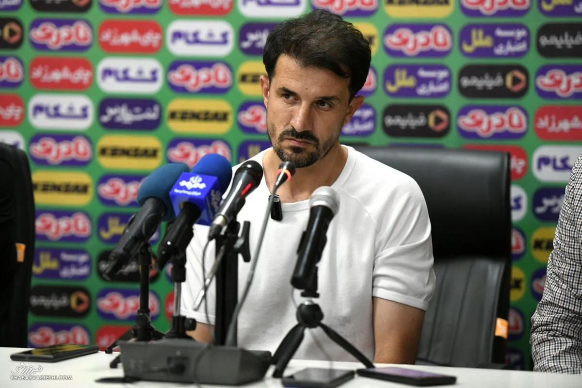 ۱۰ دقیقه غفلت کردیم و سخت مجازات شدیم/ در نهایت فوتبال با نتیجه روی اسکوربورد سنجیده می‌شود