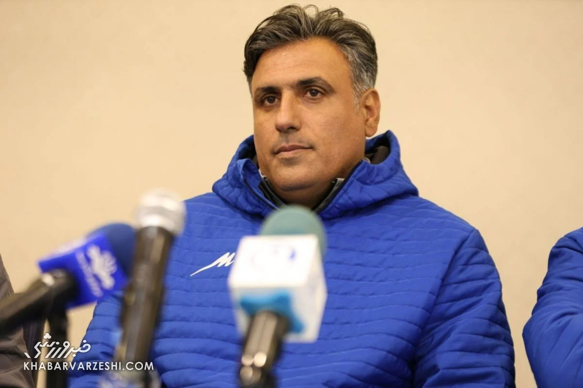 این بازیکن را به چشم فرزند خودم میبینم و نیاز به تنبیه داشت! این بازیکن را به چشم فرزند خودم میبینم و نیاز به تنبیه داشت!