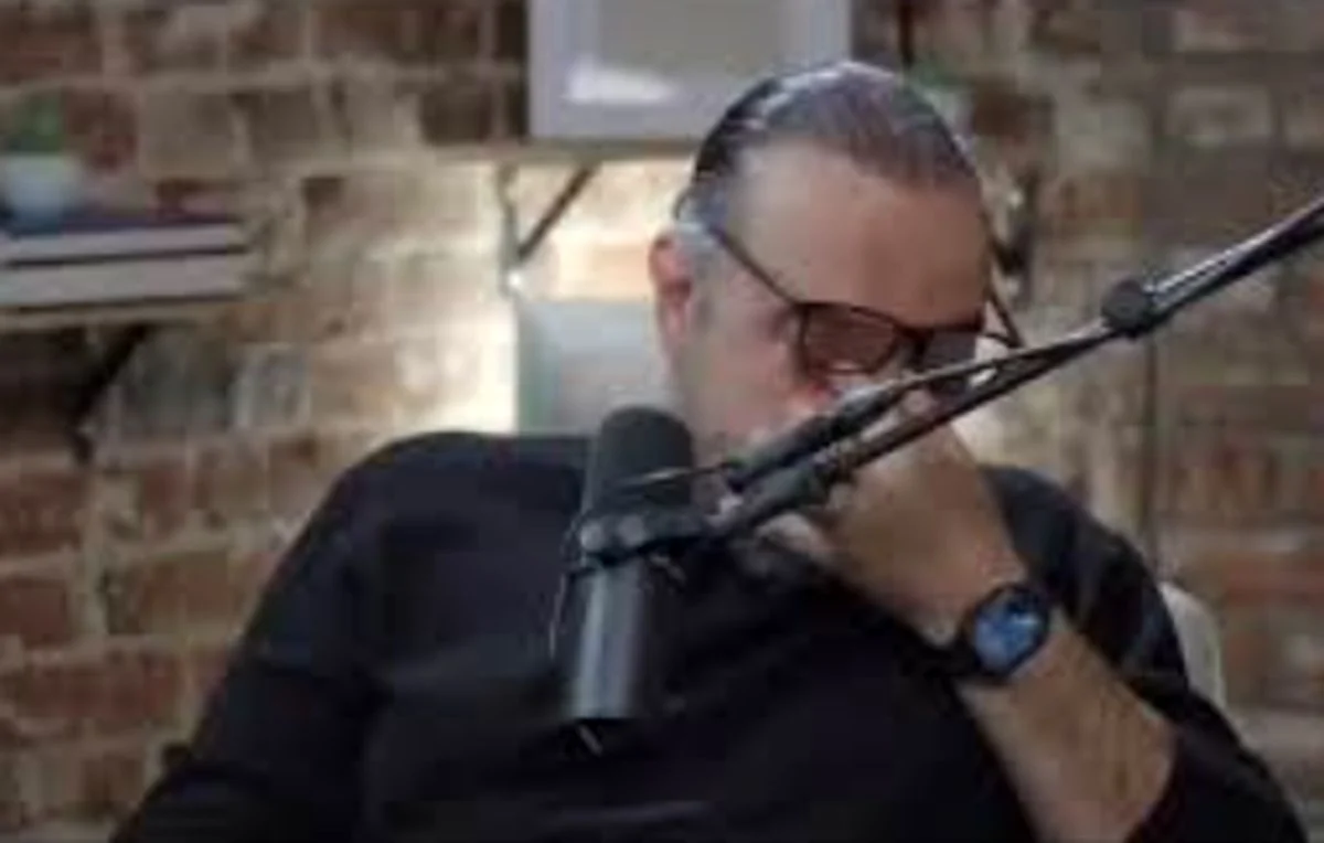 گریه تلخ و دلتنگی برزو ارجمند برای ایران گریه تلخ و دلتنگی برزو ارجمند برای ایران