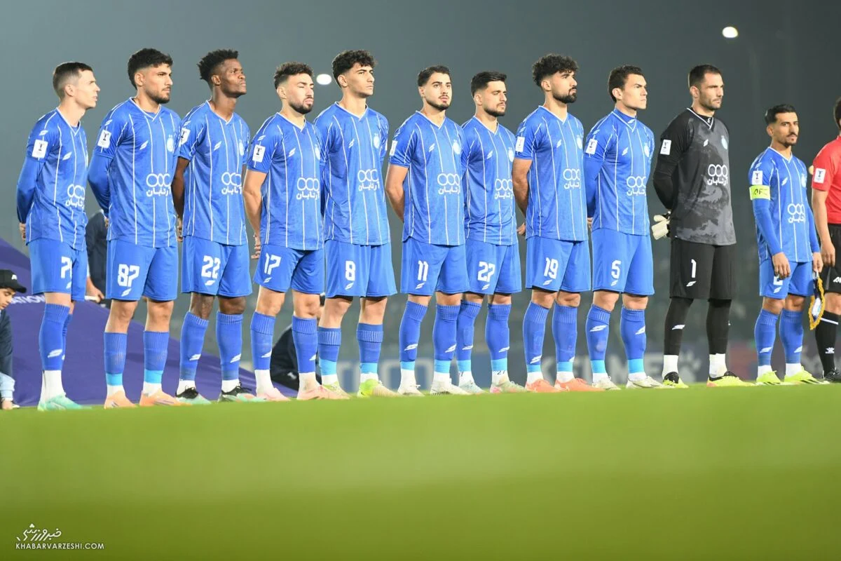 استقلال دو روز زودتر به میدان میرود استقلال