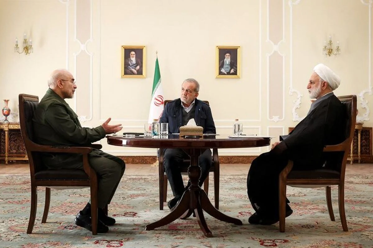 قاب متفاوت پزشکیان و قالیباف در یک نشست قاب متفاوت پزشکیان و قالیباف در یک نشست