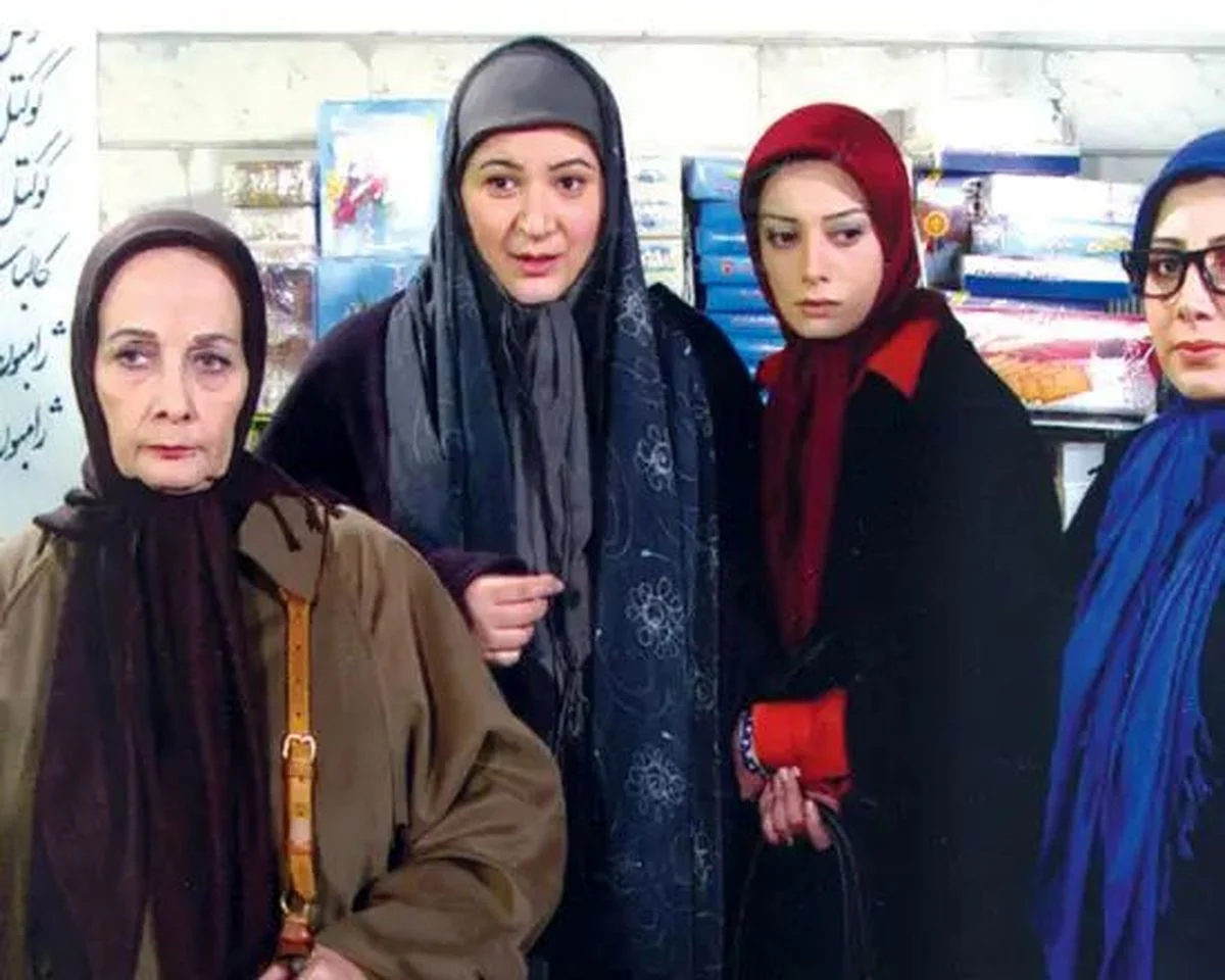 عکسی از تولد ۸۶ سالگی بازیگر من یک مستاجرم عکسی از تولد ۸۶ سالگی بازیگر من یک مستاجرم