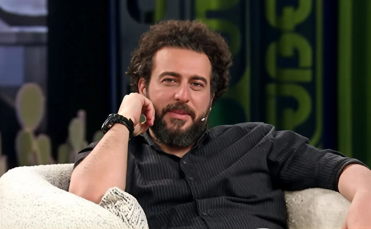 قاب خانوادگی و جدید محسن کیایی پربازدید شد قاب خانوادگی و جدید محسن کیایی پربازدید شد