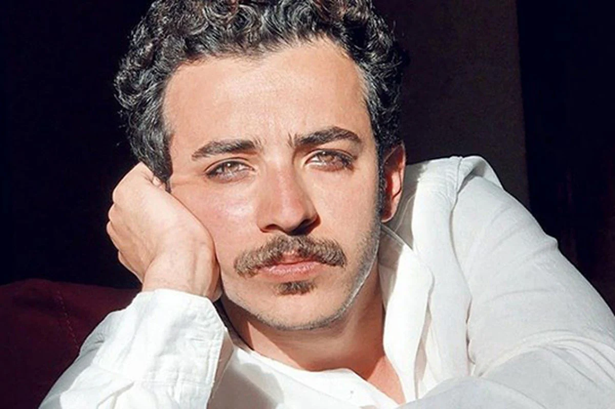 علی شادمان، از میم مثل مادر تا حاشیههای مهمانی تولد علی شادمان، از میم مثل مادر تا حاشیههای مهمانی تولد