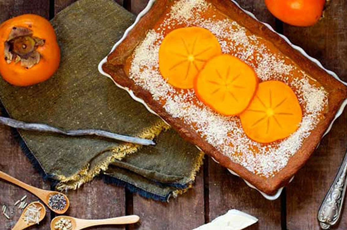 طرز تهیه کیک خرمالو مخصوص روزهای پاییزی طرز تهیه کیک خرمالو مخصوص روزهای پاییزی