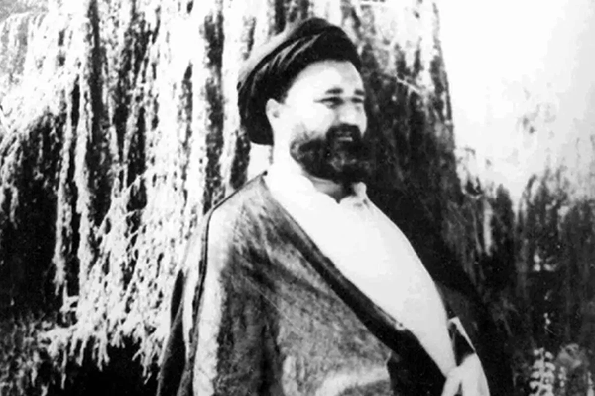 سیدمصطفی خمینی در تبعید ترکیه با ظاهری متفاوت سیدمصطفی خمینی در تبعید ترکیه با ظاهری متفاوت