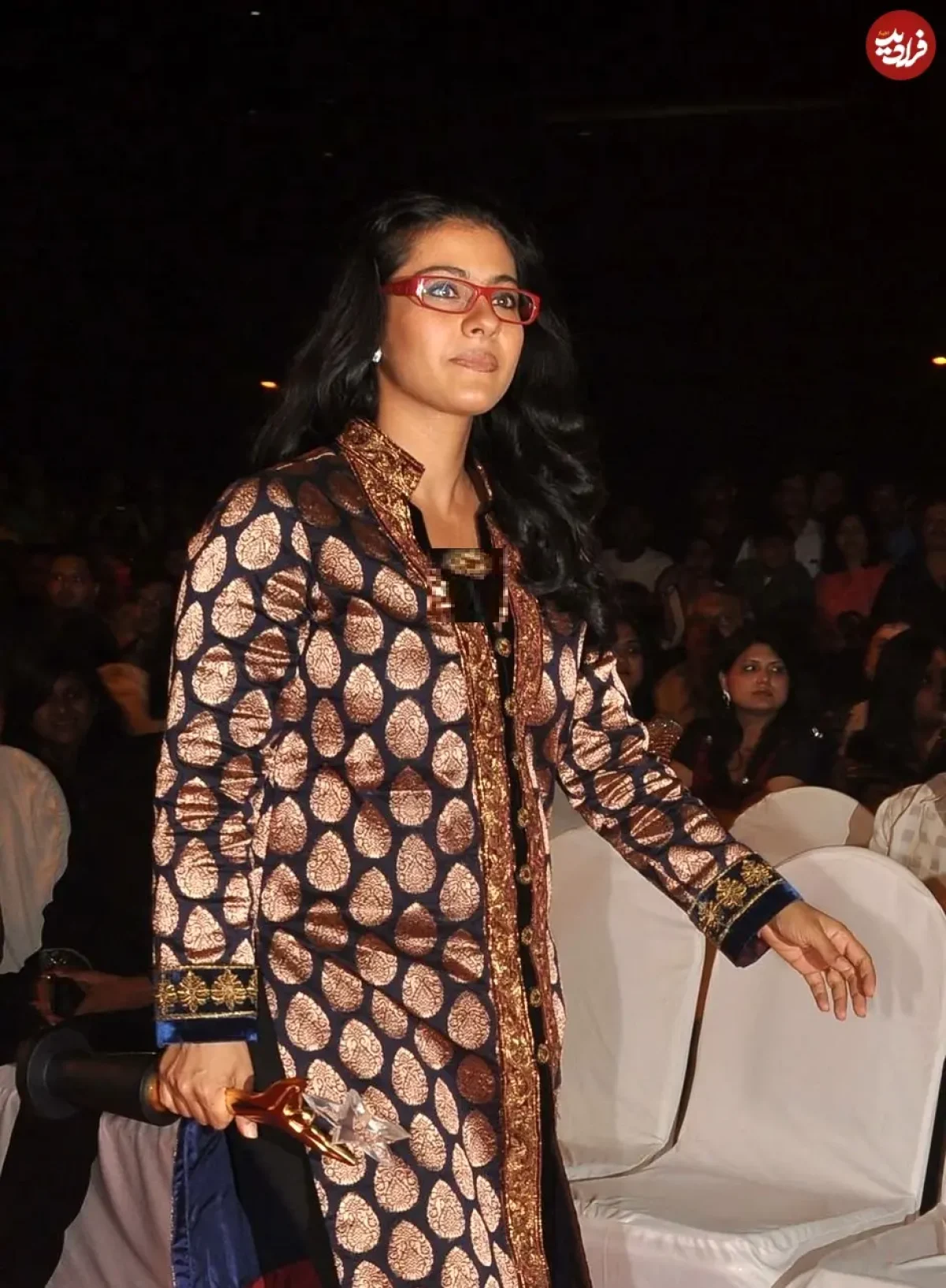 2025-11-30_15-09-34_493271-meylesokhan-ir 106_11zon