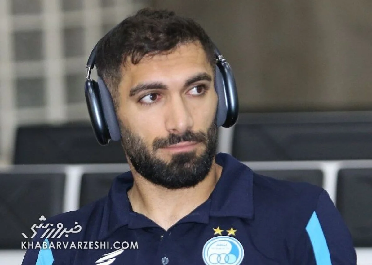 حمله هواداران استقلال به آقاسی/ فرهاد مجیدی این بازیکن را خوب شناخته بود حمله هواداران استقلال به آقاسی/ فرهاد مجیدی این بازیکن را خوب شناخته بود