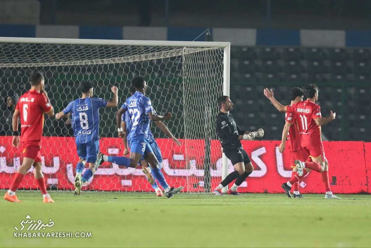 جلاد پنالتیگیر؛ آدان، رکورددار مهار از مسی تا ساسان! جلاد پنالتیگیر؛ آدان، رکورددار مهار از مسی تا ساسان!