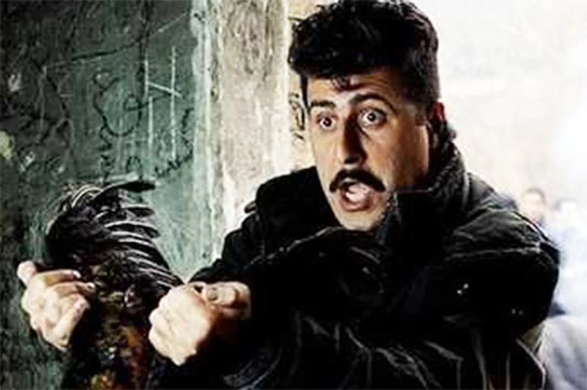 رحمت خروسباز ۱۳ سال بعد از پایتخت ۲ کنار پسرش رحمت خروسباز ۱۳ سال بعد از پایتخت ۲ کنار پسرش