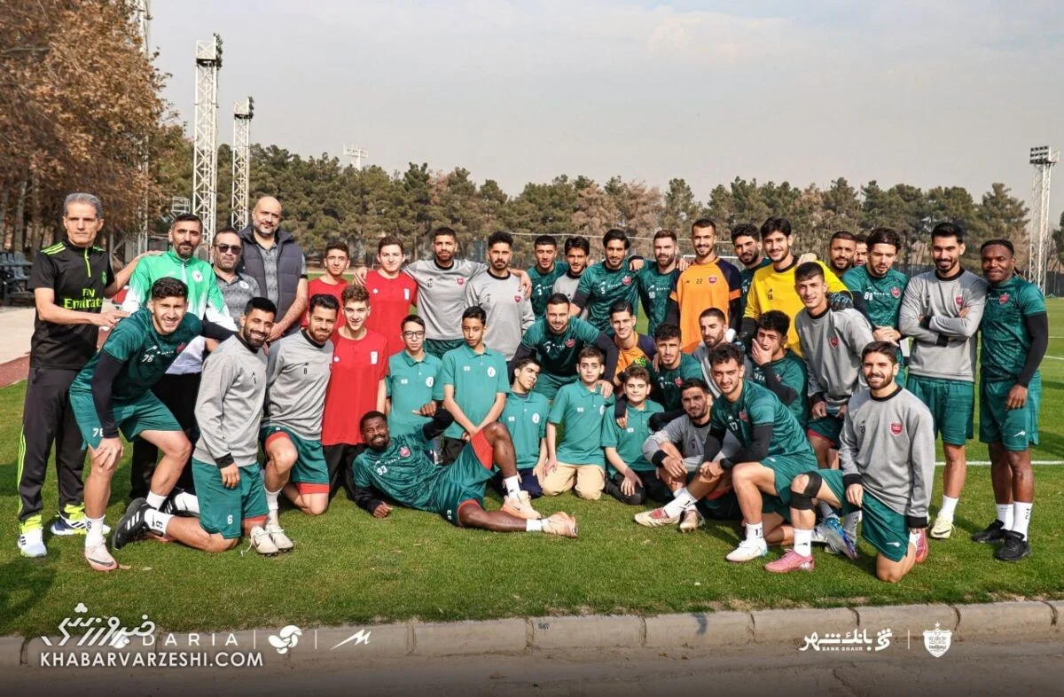 ۳ ستاره کلیدی پرسپولیس به استقلال میرسند؟/ یک نفر قبل دربی جدا شد و رفت! +عکس ۳ ستاره کلیدی پرسپولیس به استقلال میرسند؟/ یک نفر قبل دربی جدا شد و رفت! +عکس