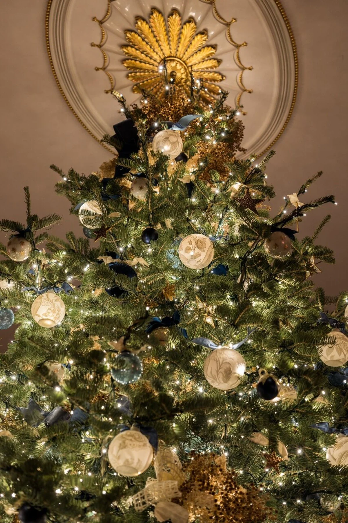 2025-12-02_08-53-07_685661-meylesokhan-ir 5280985