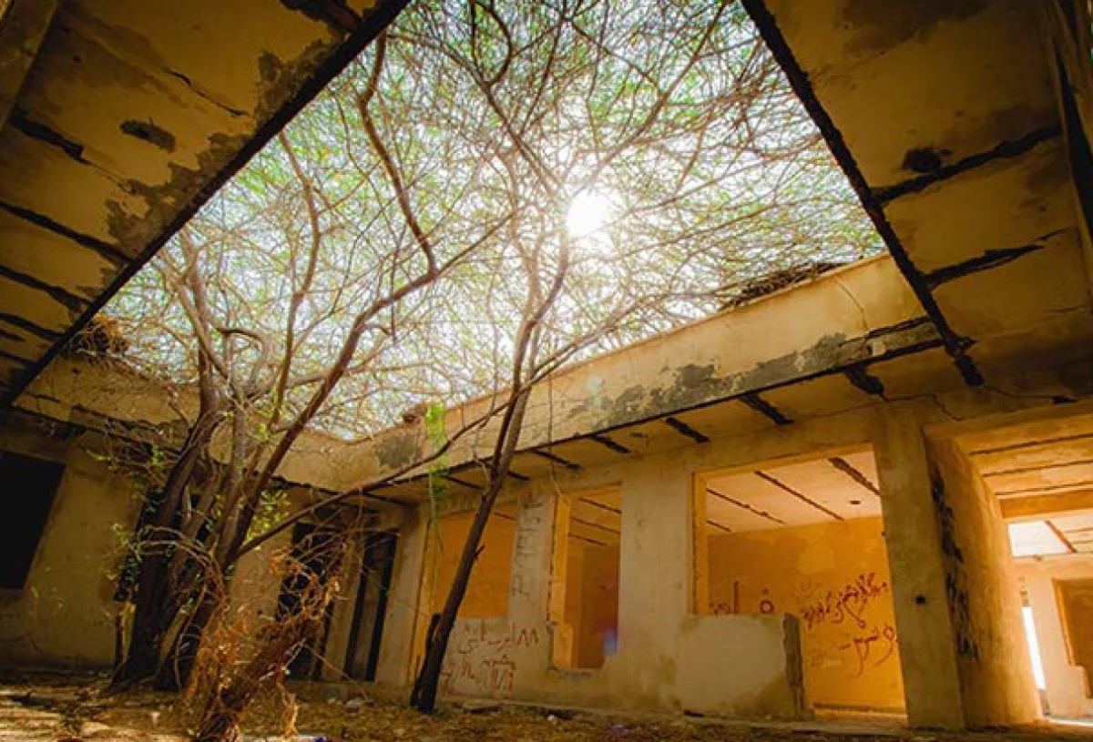 2025-12-02_08-55-52_735238-meylesokhan-ir قلعه