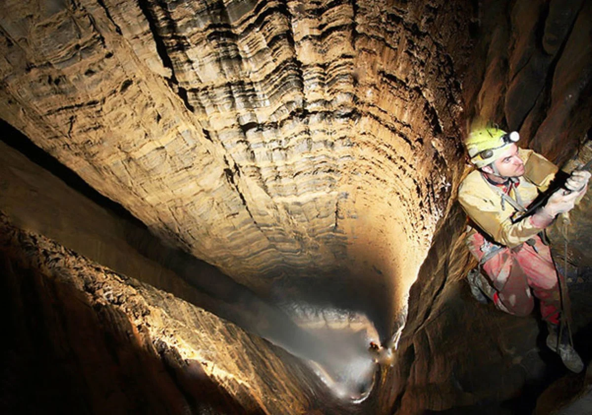 2025-12-02_08-55-53_288034-meylesokhan-ir غار قاتل