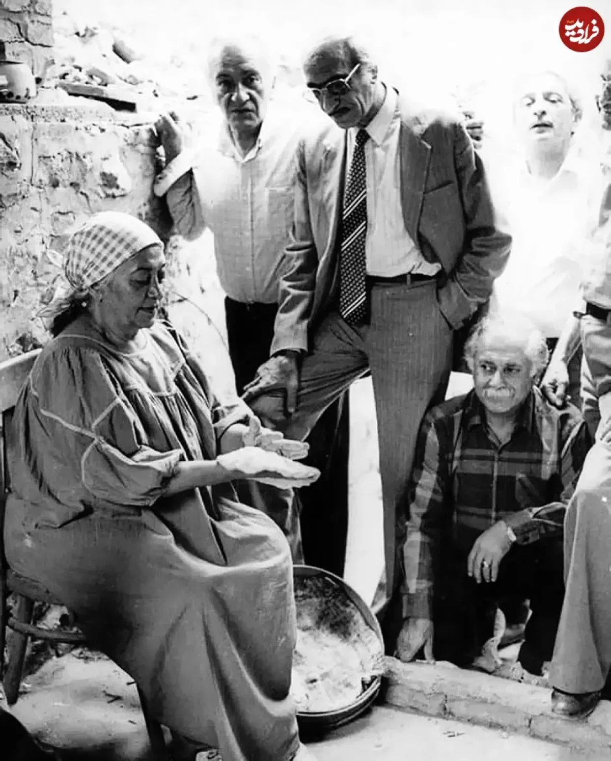 2025-12-02_12-35-00_430198-meylesokhan-ir 74612511_439578436990288_4063380975772499968_n_11zon