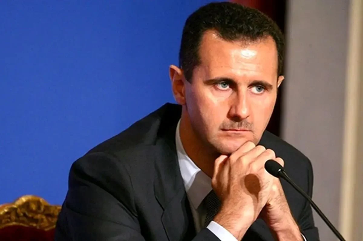 جنجال عکس بشار اسد با دختری جوان در میدان سرخ مسکو! جنجال عکس بشار اسد با دختری جوان در میدان سرخ مسکو!