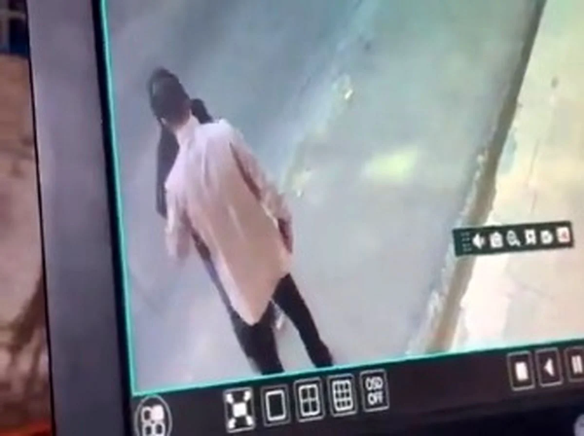 زورگیری خشن از یک زن در قلب تهران! زورگیری خشن از یک زن در قلب تهران!