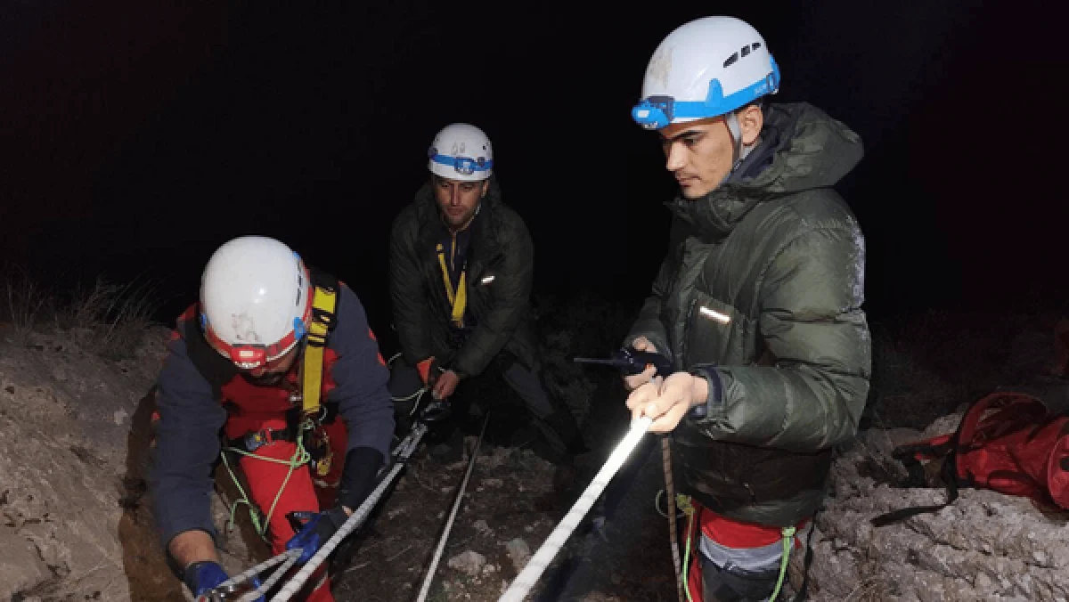 2025-12-03_08-34-41_193038-meylesokhan-ir 44870ec2337445bfb714556553573631