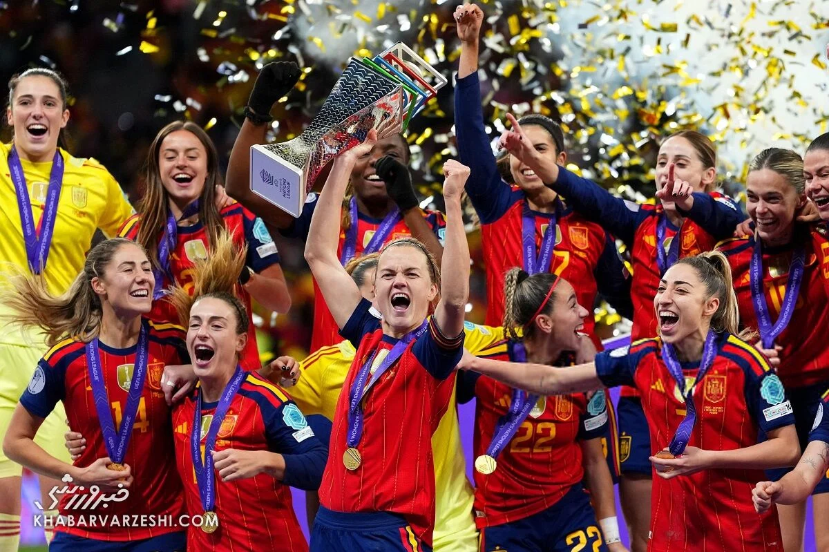 دومین قهرمانی بدون برنده توپ طلا/ اسپانیا مقتدرانه فاتح لیگ ملتها شد دومین قهرمانی بدون برنده توپ طلا/ اسپانیا مقتدرانه فاتح لیگ ملتها شد