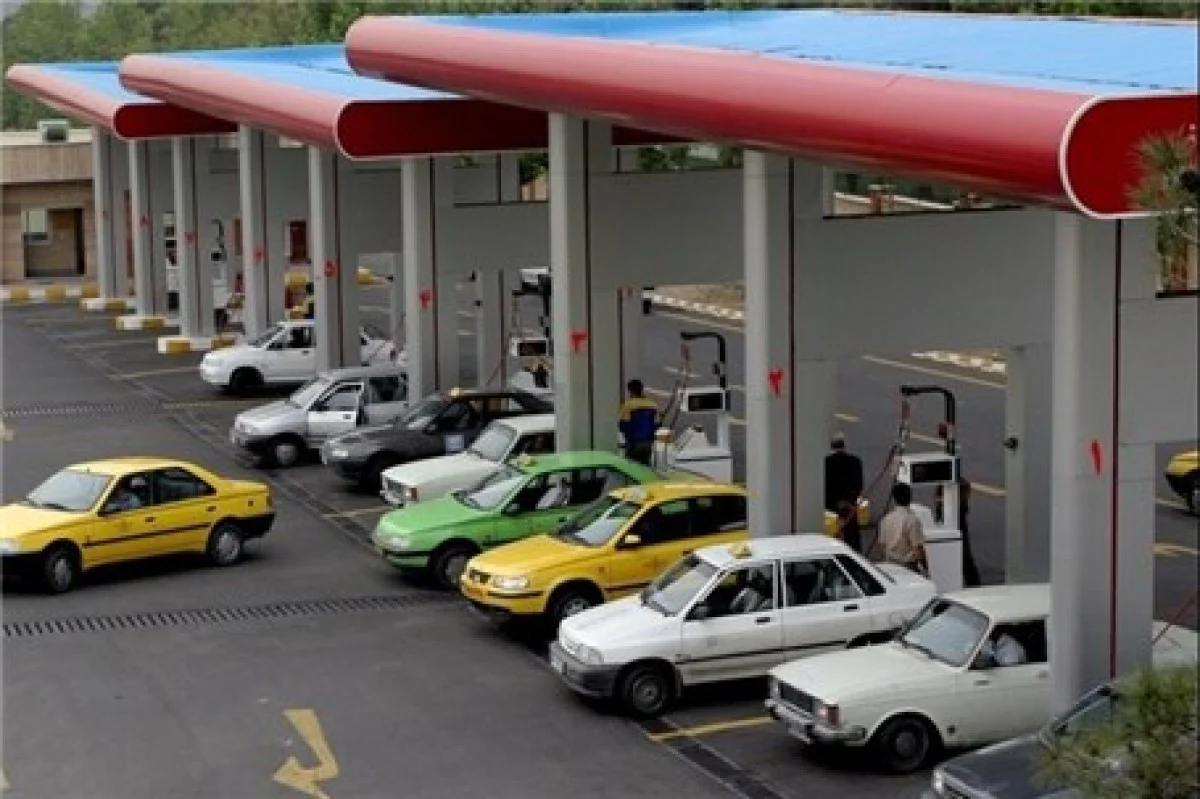 آخرین وضعیت بنزین برای تاکسیها، وانتبارها و پیکهای موتوری+فیلم آخرین وضعیت بنزین برای تاکسیها، وانتبارها و پیکهای موتوری+فیلم