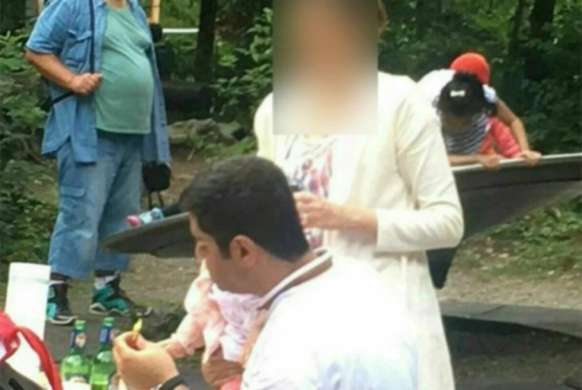 2025-12-03_09-36-22_734366-meylesokhan-ir nody-عکس-بی-حجابی-آزاده-نامداری-در-خارج-از-کشور-1620118942