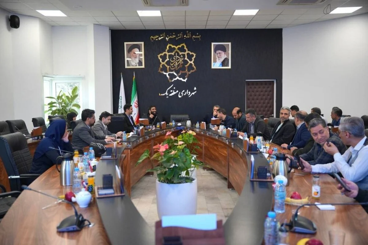 نشست ستادی منطقه ۲؛ مرور کامل برنامههای ارتقاء سیما و منظر شهری نشست ستادی منطقه ۲؛ مرور کامل برنامههای ارتقاء سیما و منظر شهری