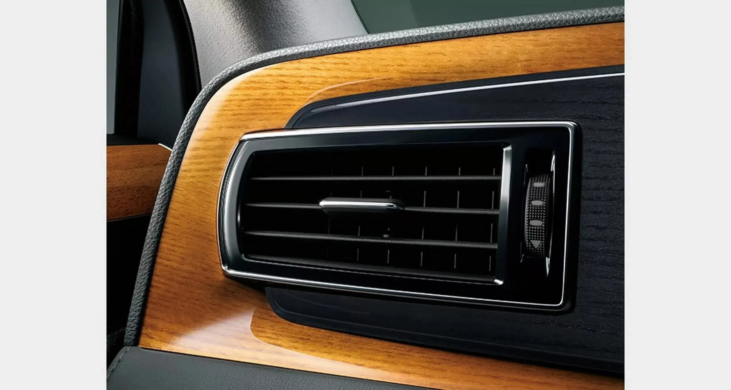 2025-12-03_17-01-40_931775-meylesokhan-ir the-2026-century-broke-up-with-toyota-and-sent-the-13_11zon