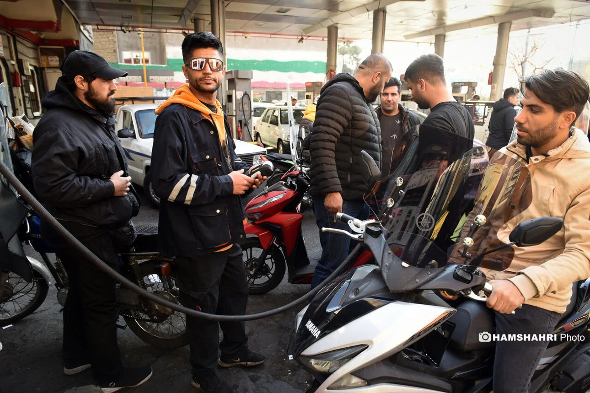 بنزین ۵۰۰۰ تومانی هفته آینده میآید؟ بنزین ۵۰۰۰ تومانی هفته آینده میآید؟