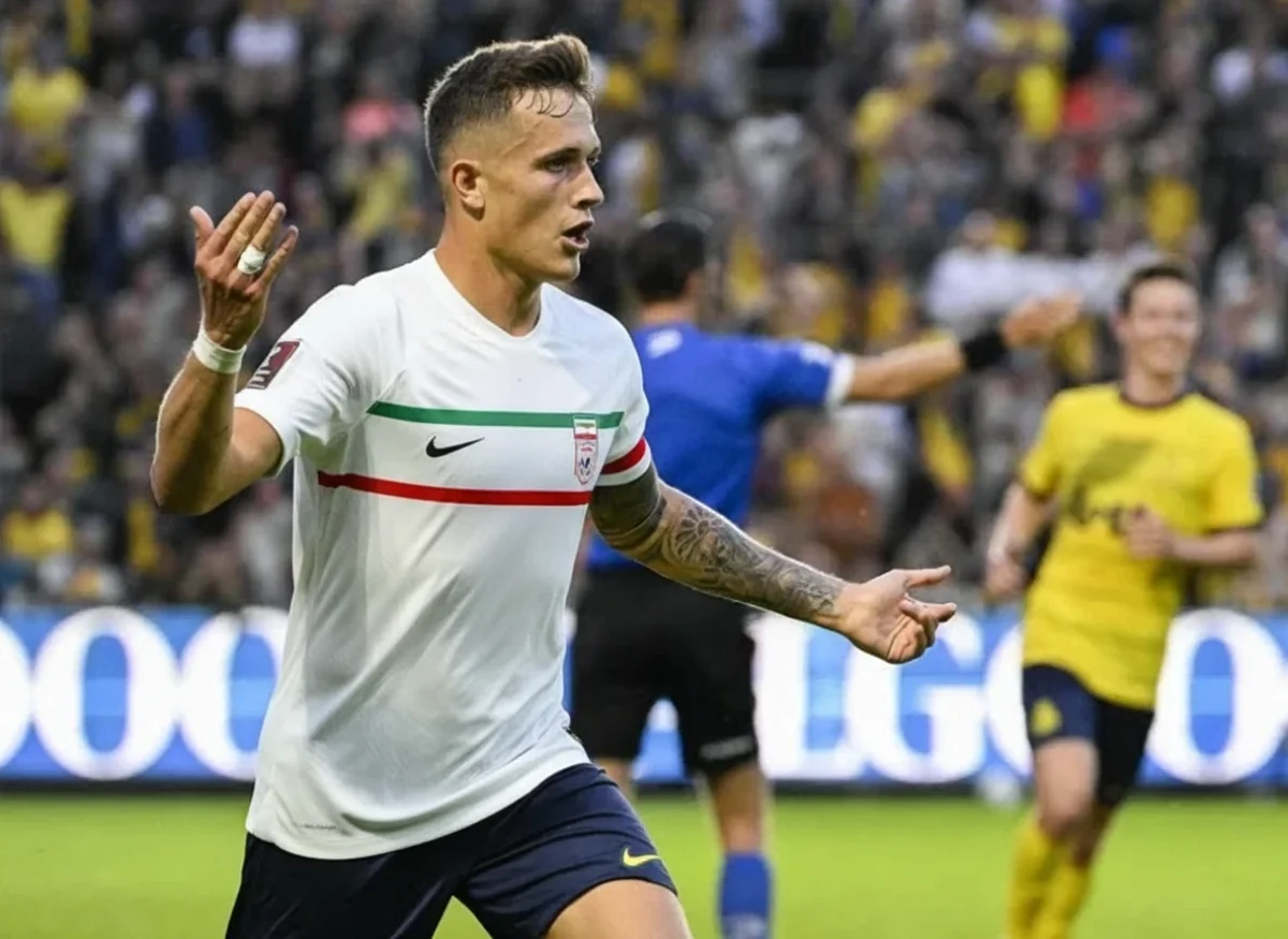 دنیس اکرت در آستانه دعوت به تیم ملی ایران دنیس اکرت در آستانه دعوت به تیم ملی ایران