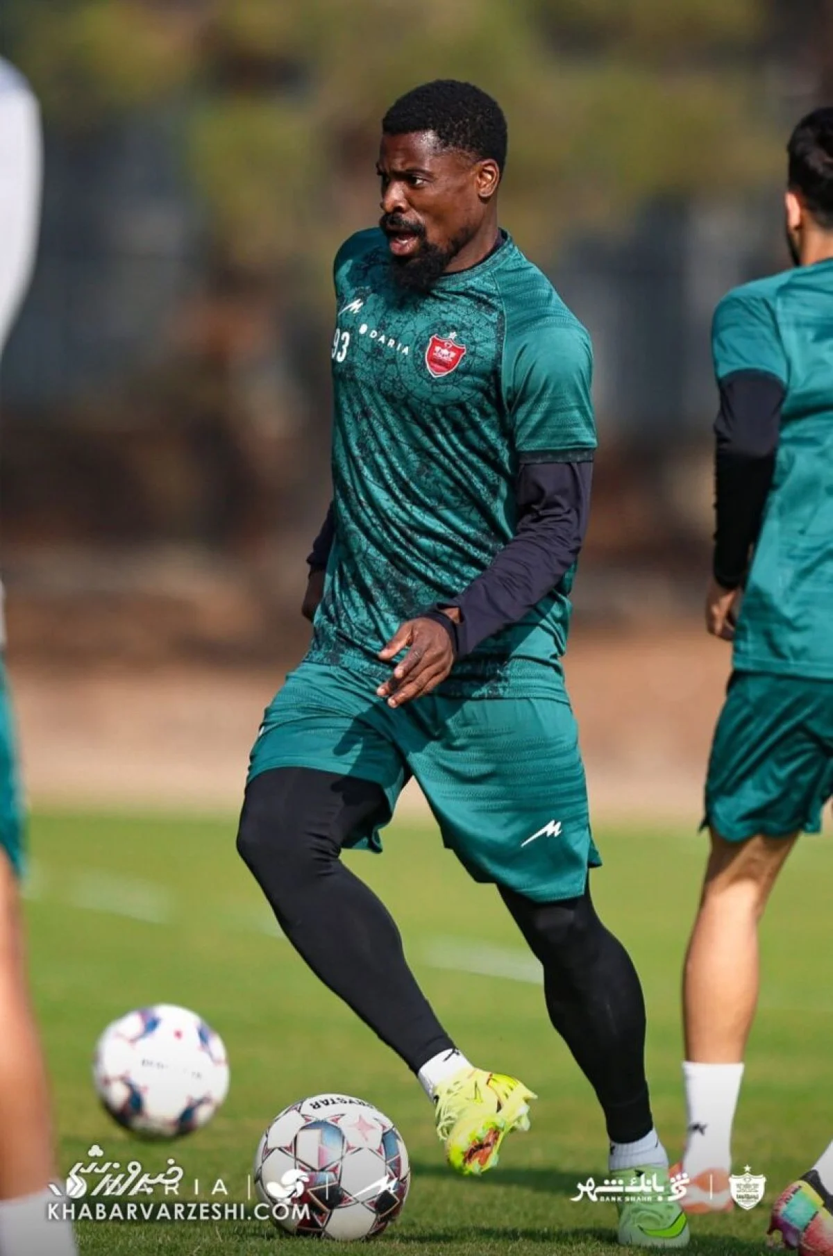 2025-12-04_14-26-58_737679-meylesokhan-ir تمرین پرسپولیس