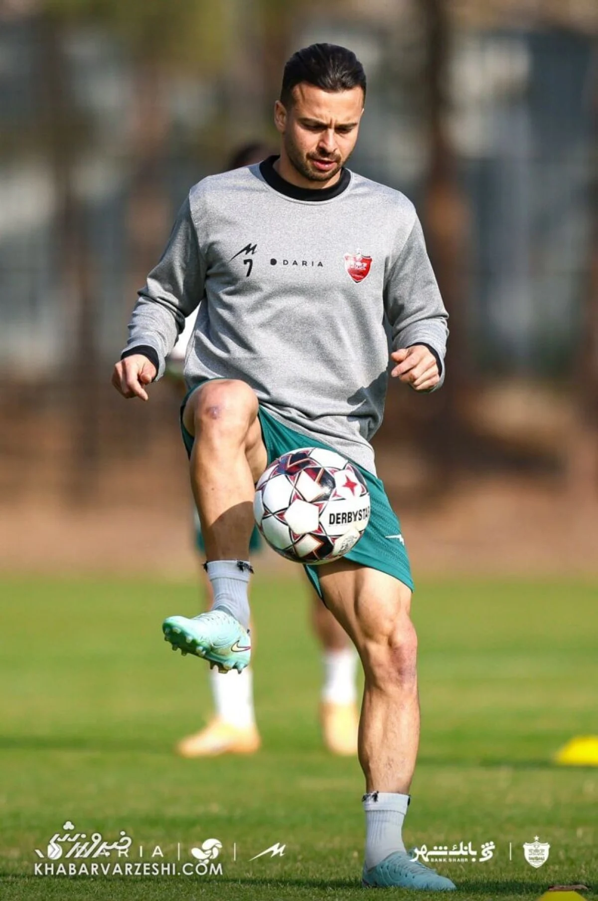 2025-12-04_14-26-59_251711-meylesokhan-ir تمرین پرسپولیس