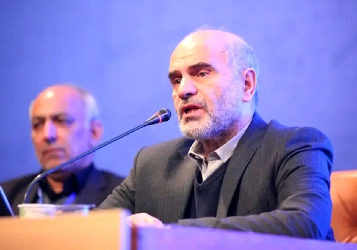 فرشاد مومنی در بیمارستان بستری شد فرشاد مومنی در بیمارستان بستری شد