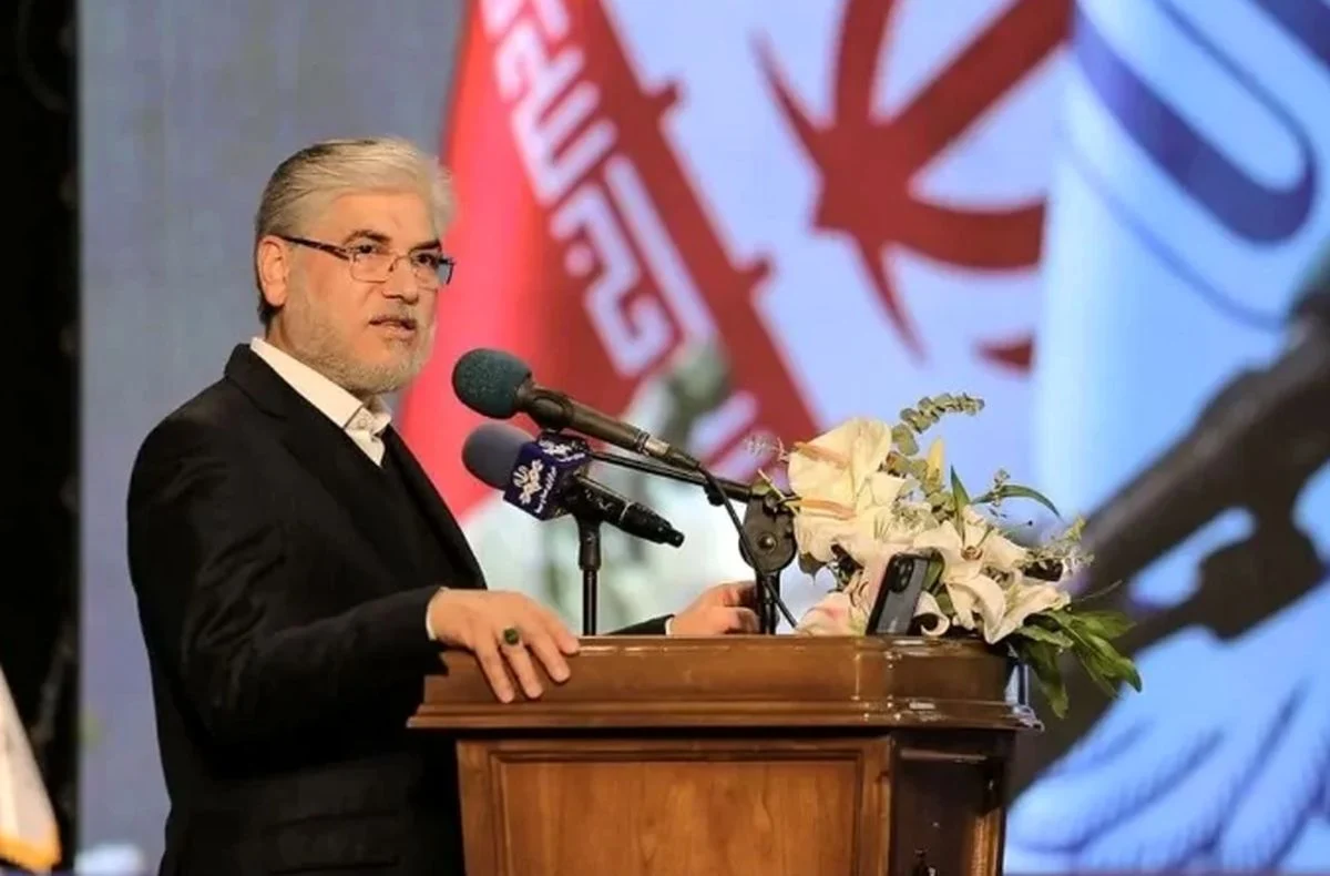 وزیر علوم: جمهوری اسلامی دانشگاه غیرسیاسی نمیخواهد وزیر علوم: جمهوری اسلامی دانشگاه غیرسیاسی نمیخواهد