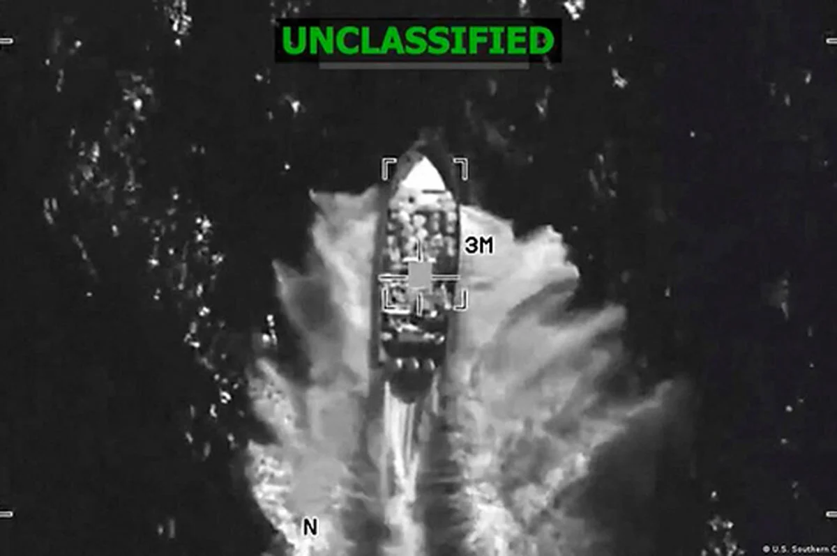 تصاویر حمله آمریکا به یک قایقِ دیگر در اقیانوس آرام