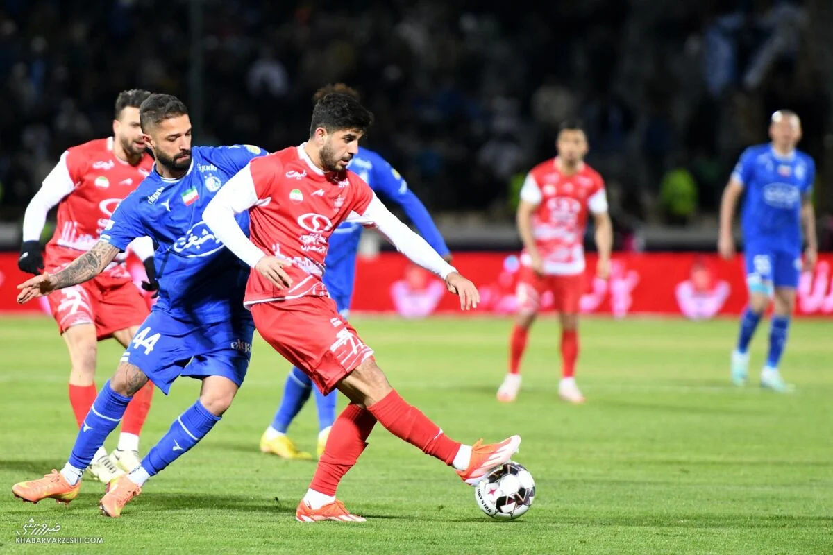 قیمت عجیب بلیط دربی در بازار سیاه/ تماشای شهرآورد در اراک میلیونی شد قیمت عجیب بلیط دربی در بازار سیاه/ تماشای شهرآورد در اراک میلیونی شد