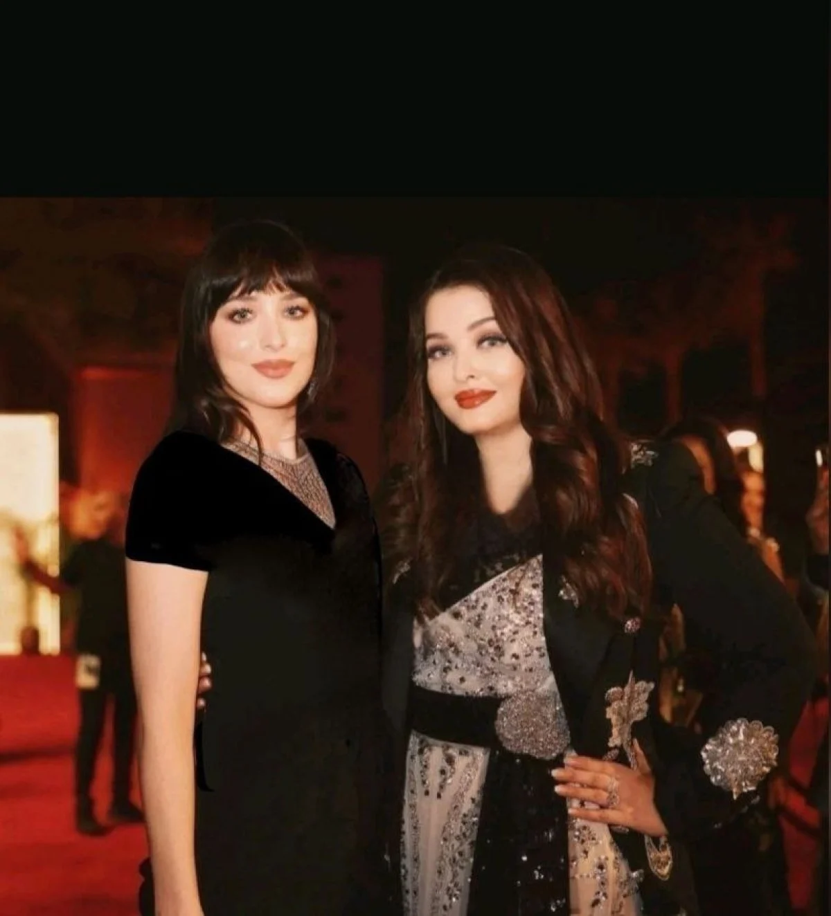 photo_2025-12-05_21-02-17