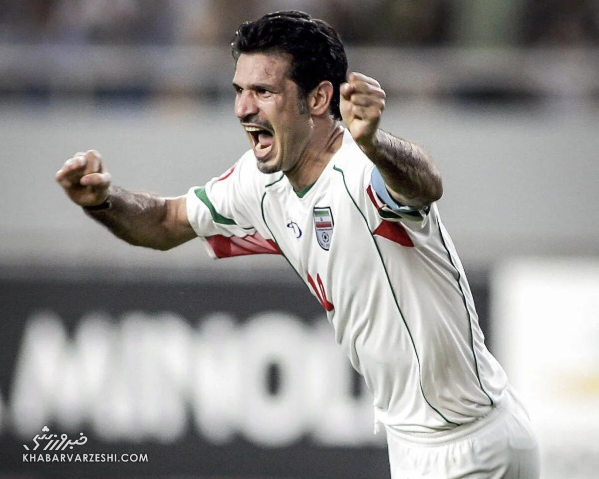 گلزنی علی دایی به این همگروه ایران در جامجهانی علی دایی و حسن روشن