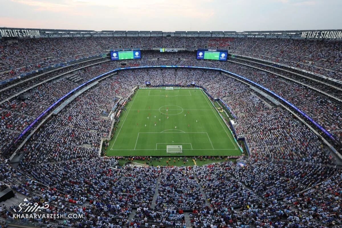 استادیوم مت‌لایف