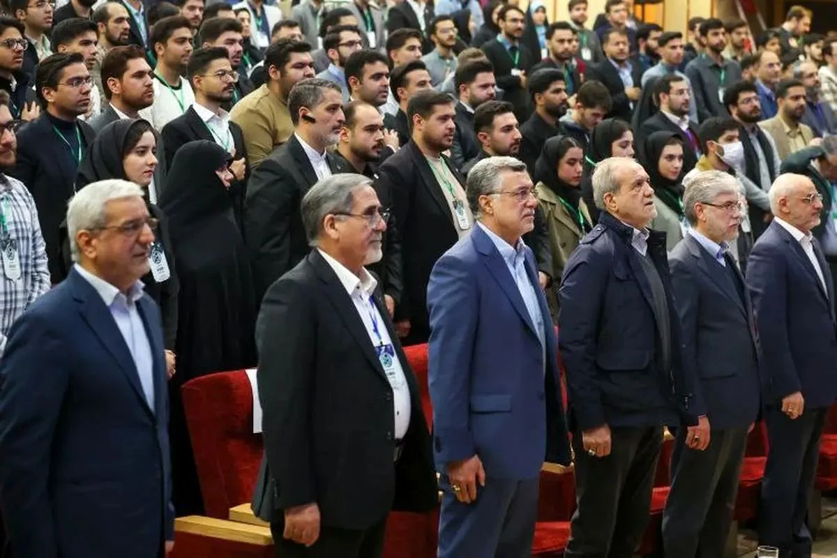 دستور ویژه پزشکیان: سیمکارتهای سفید را سیاه کنید دستور ویژه پزشکیان: سیمکارتهای سفید را سیاه کنید