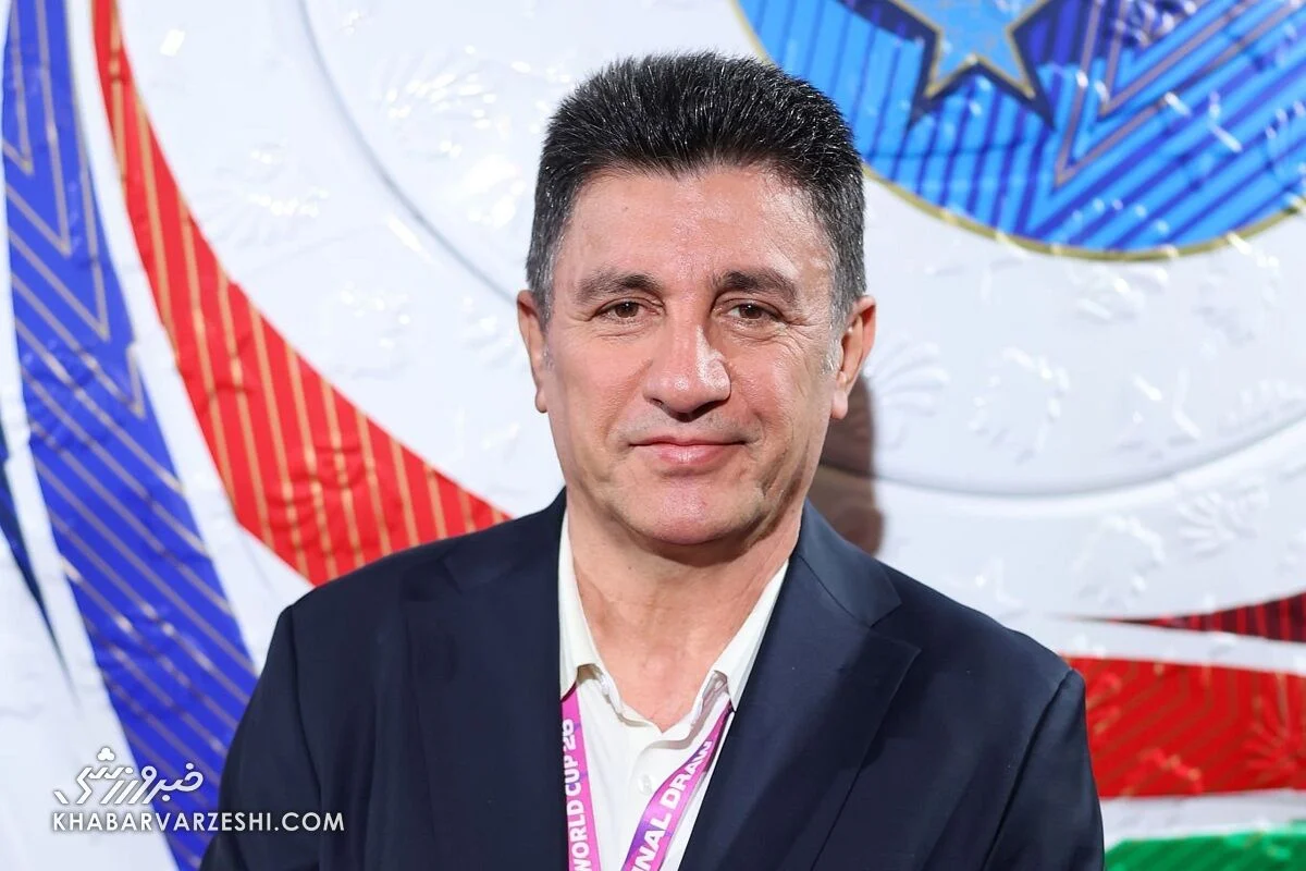 امیر قلعه نویی با بزرگان فوتبال دور یک میز +عکس امیر قلعه نویی