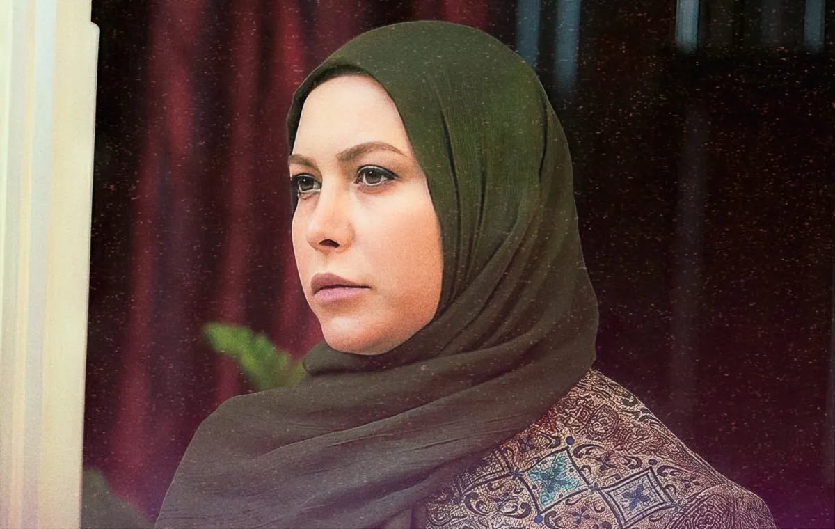 استایل جذاب فریبا نادری با پیراهن گلدار در یک کنسرت استایل جذاب فریبا نادری با پیراهن گلدار در یک کنسرت