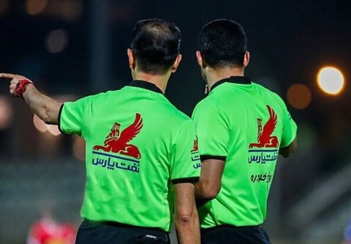 خبر ورزشی| داور بازیهای استقلال و پرسپولیس در هفته سیزدهم لیگ برتر مشخص شد داور بازیهای استقلال و پرسپولیس در هفته سیزدهم لیگ برتر مشخص شد