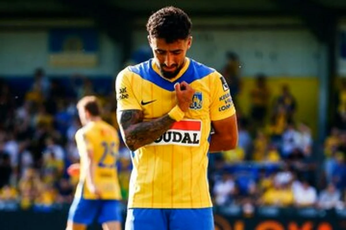 اخبار روز | خط و نشان یک استقلالی برای ملی‌پوش‌ها